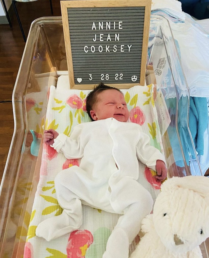 nhstigerfb's tweet photo. Congratulations to Coach Cooksey and Leann on their new little Tiger! Welcome to the family Annie Jean Cooksey!! #gotigers #fighton #coachmomanddad @CoachCookseyNHS https://t.co/w3RQzOsuq9