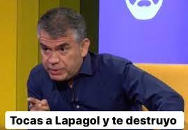 PubYeen's tweet photo. A Lapadula si le pones amarilla pero cuando otro le comente falta no le pones nada? 🙂 https://t.co/goq88ZsDBx