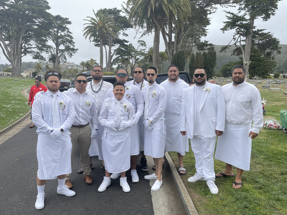 FUDC_Streetwear's tweet photo. #MamaSese #LealaoBloodline #AfatasiBloodline #TeoBloodline #Afuvai #22ndSt #SF https://t.co/RHOtlcQxno