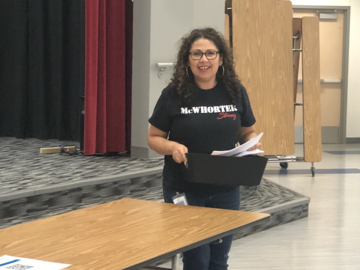 eyeonliteracy's tweet photo. Gearing up for Open House and Pre K registration! Staff and parents are ready!! @DrChapmanCFBISD @drdanawest @CFBISD #MCWGameOn @Coachk1119 https://t.co/iHNsdBIAOF