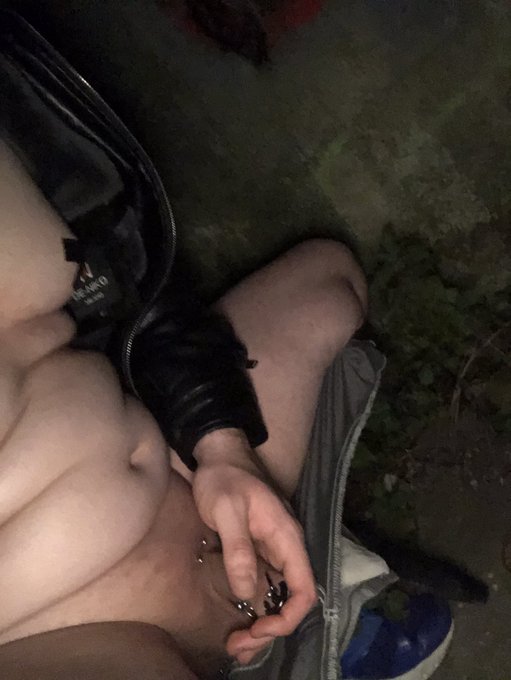 Here&rsquo;s a little exhibitionism for y&rsquo;all. Check out the vid of me busting a nut here: https://t.co/uvvyRUHPL9