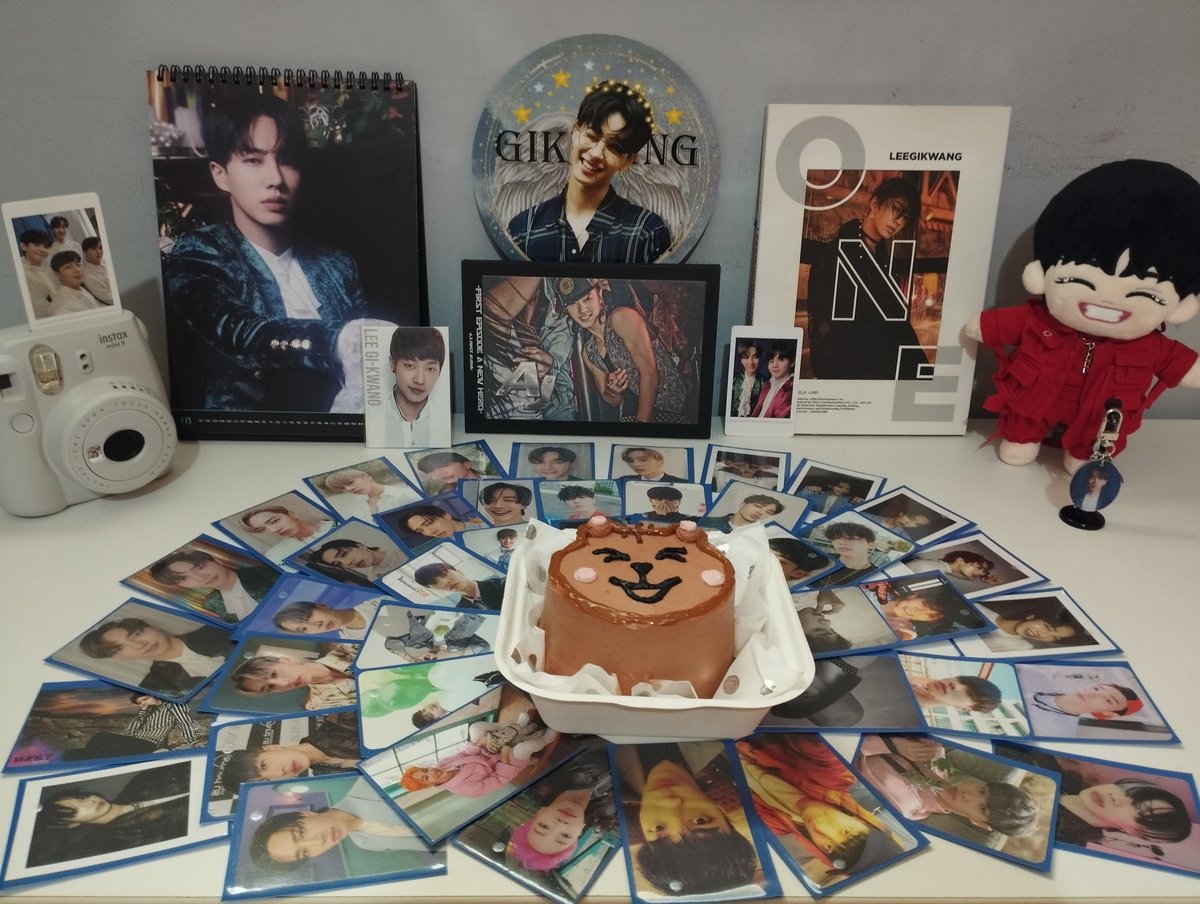 ankidang's tweet photo. My spring, when I met you I did not know that you would become the most beautiful thing I have, thank you for saving the 12-year-old girl and for allowing me to grow with your music, I will always be by your side 🥺
@900_330 #햇살같은_기광이_생일인디
#삼월의_하이라이트는_이기광 https://t.co/tiOIYwgpLI