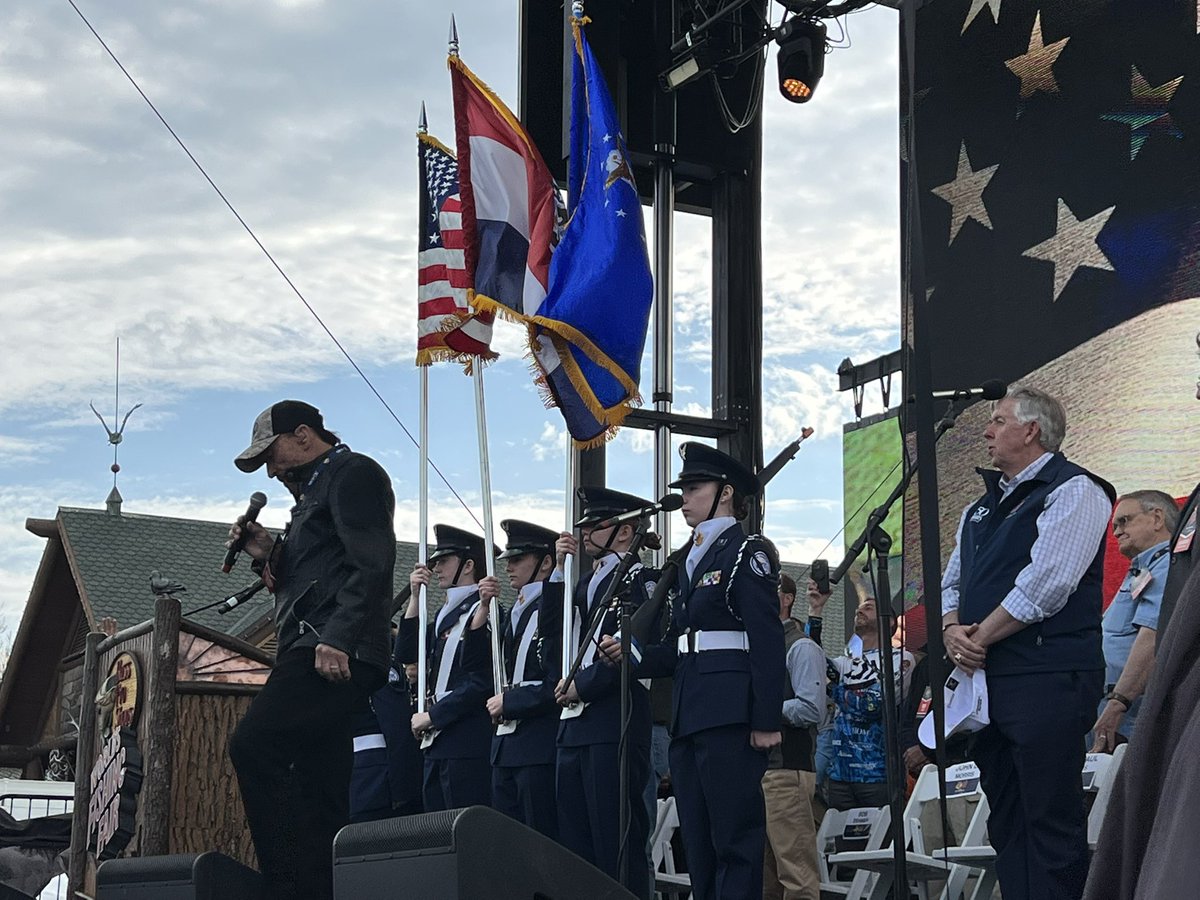 drjerrodwheeler's tweet photo. Today the @MO_20052 cadets proudly Presented the Colors for the @BassProShops 50th Anniversary as @TheLeeGreenwood sang God Bless The USA with @GovParsonMO &amp; one of Missouri’s greatest Johnny Morris looking on! @KnobSchools @Whiteman_AFB @131stBombWing #OurMissionIsStudentSuccess https://t.co/SpkmoPok30