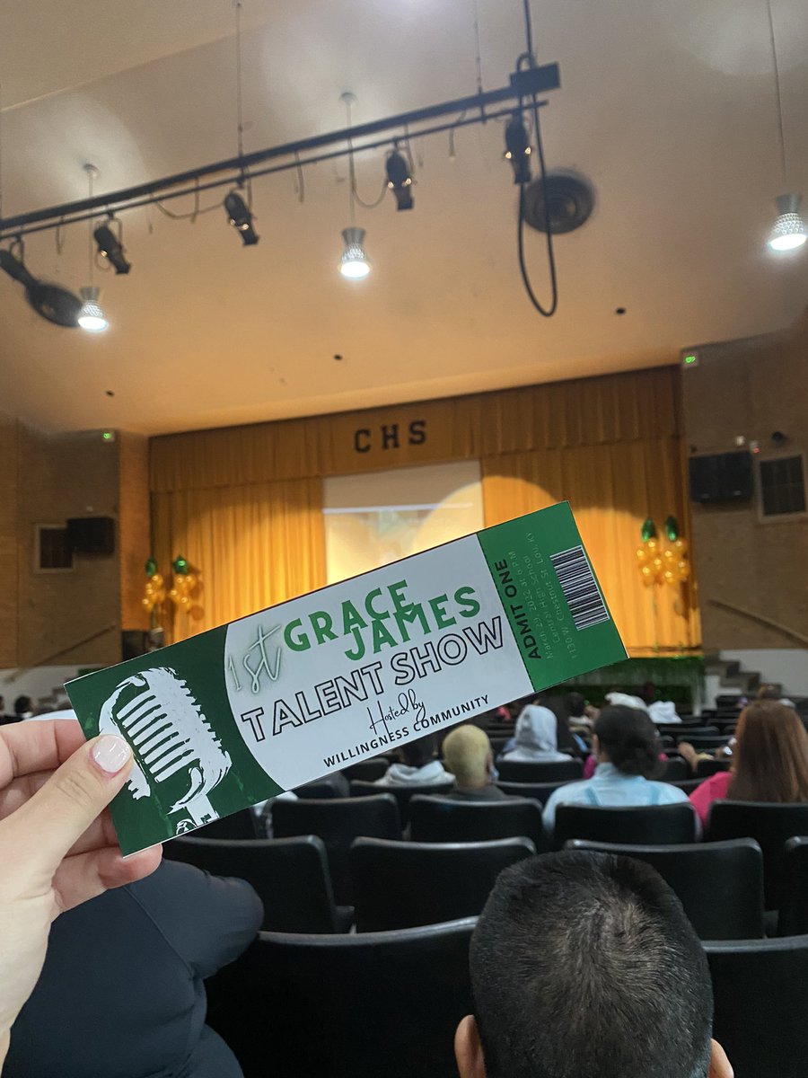 MsAmro22's tweet photo. Had a BLAST at the first annual Grace James Talent Show! The GEMS killed it! Thanks Willingness!! @Ms_Hancox @cory_rawlins @ms_davey @lfrazie11 https://t.co/aGSNCBCmTC