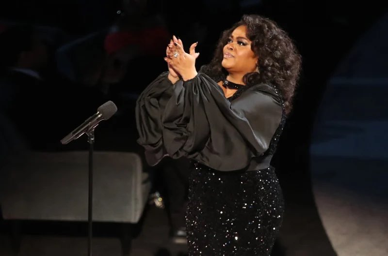 danieb_didit's tweet photo. This weekend one of my wildest dreams and most recent manifestations came to fruition.  I created a set of nails for #JillScott for the Oscars!! If you want it it’s yours claim it now!!! https://t.co/MxbKn77XBr