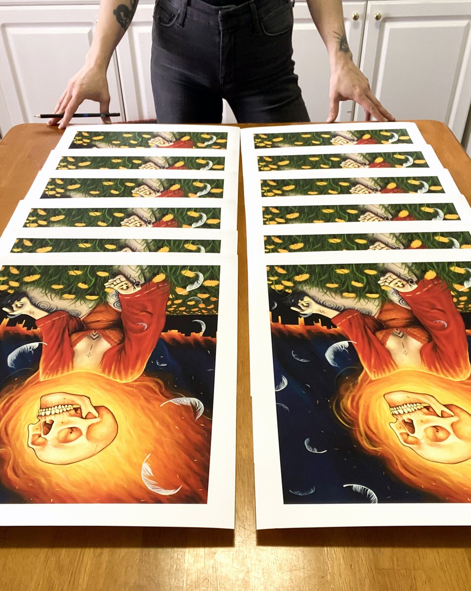 HouseOfRoulx's tweet photo. AVAILABLE NOW: Alexis Price's “Awakening” Embellished edition is SOLD OUT, limited standard editions remain! https://t.co/cGnk9sGvYe #oilpainting #surrealpainting #newcontemporaryart #printrelease #alexisprice https://t.co/nwPR84iQzI