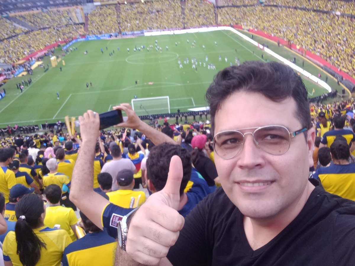 LuisAlvarezSil's tweet photo. #Ecuador vs #Argentina
#29 #marzo #2022
#Catar2022 #Messi https://t.co/xc2IkfTHON