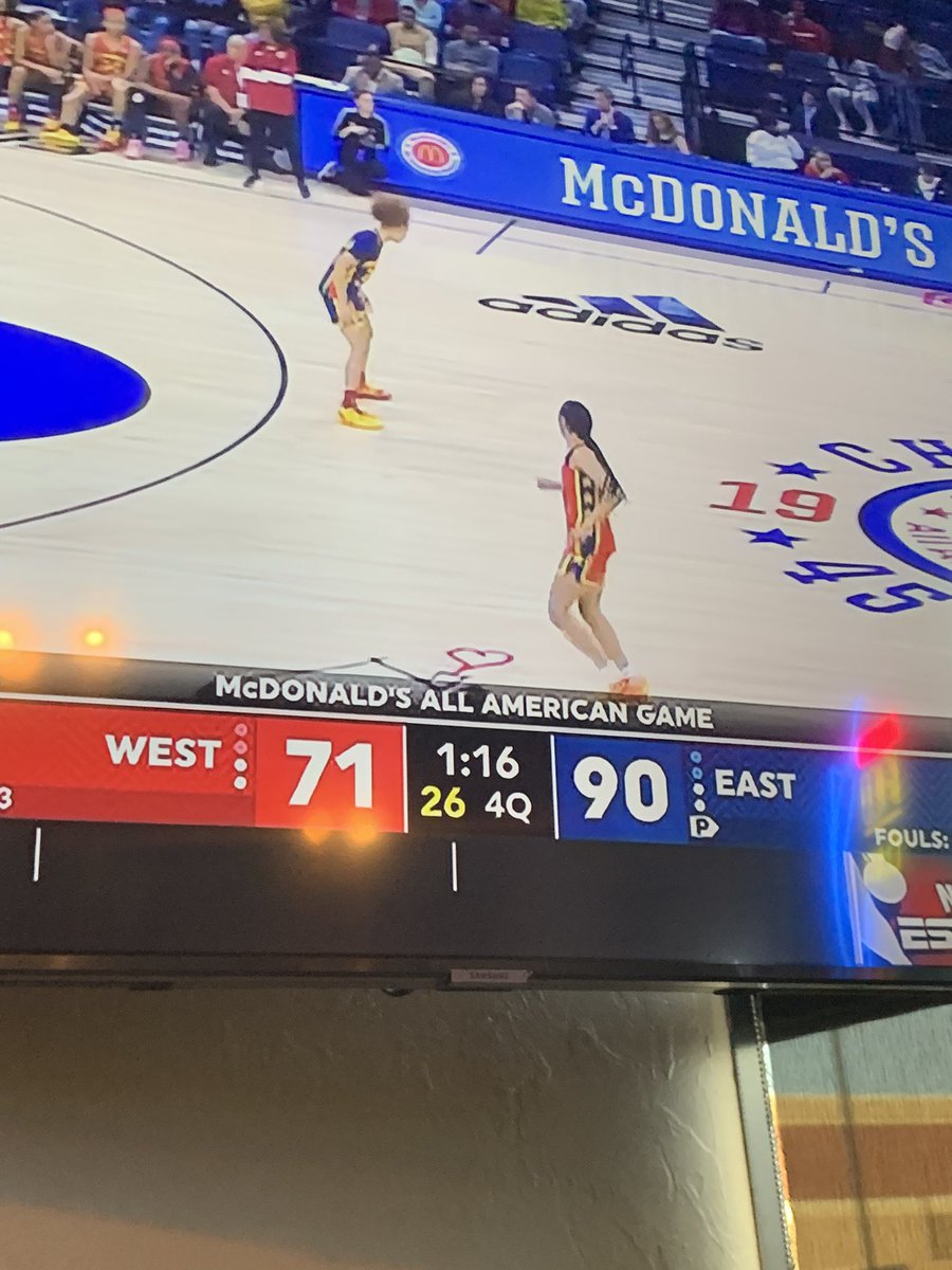 OKLAHOMA STAND UP! <a href="/DariannaBuggs22/">Darianna Littlepage-Buggs</a>