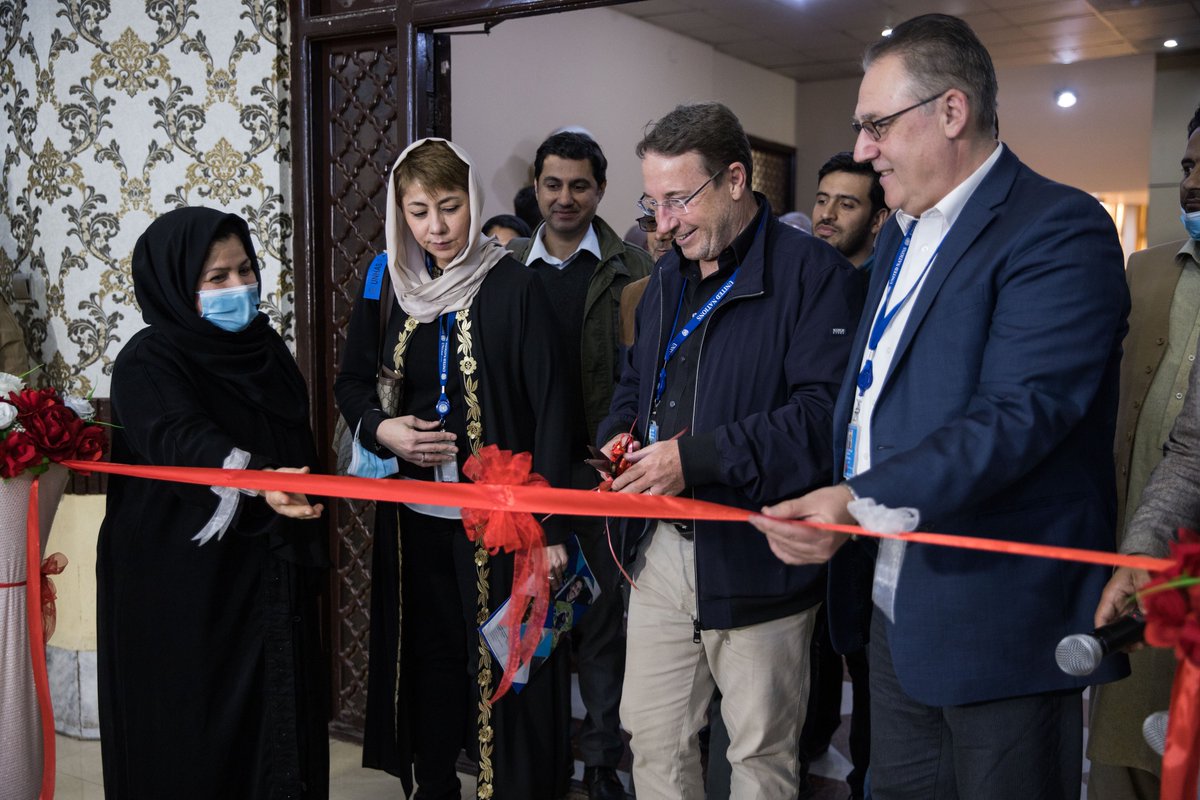 ASteiner's tweet image. I was deeply impressed by the women entrepreneurs I met with in Mazar-i-Sharif.

It&apos;s the women of #Afghanistan who run thousands of enterprises that form the backbone of the country&apos;s local economy - food, apparel &amp;amp; more.

They&apos;re tackling the crisis head-on, against all odds.