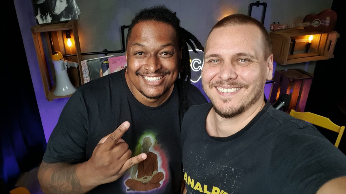 riffcastbr's tweet photo. Última terça-feira do mês = live
https://t.co/RzZnUoHXvz https://t.co/AVIih6cAeu