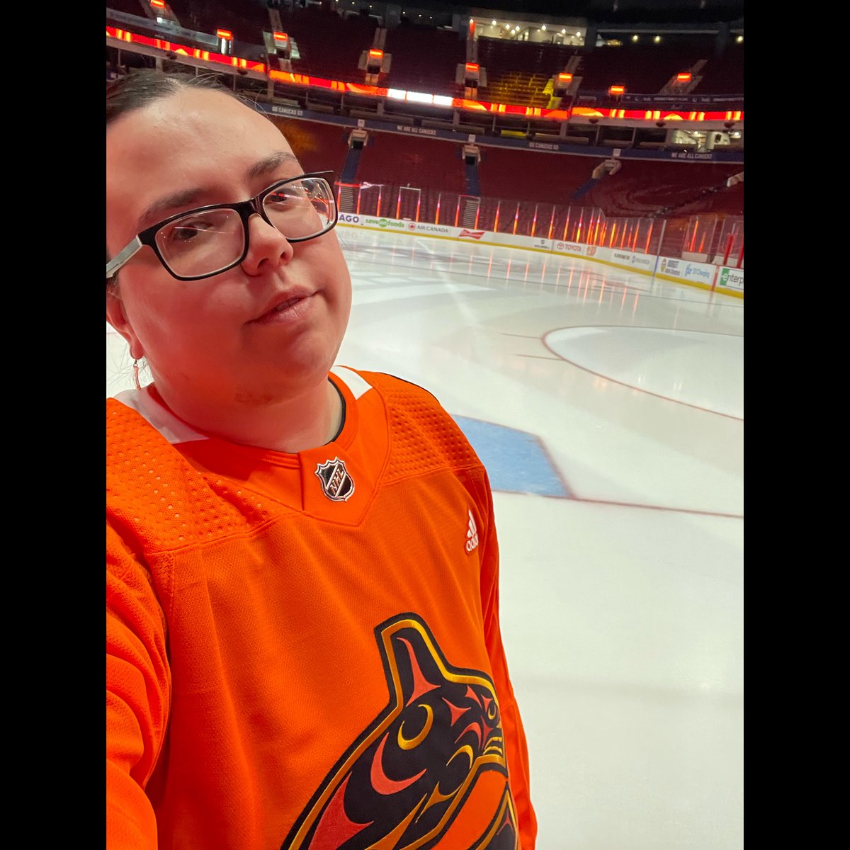 Rogers Arena selfie!