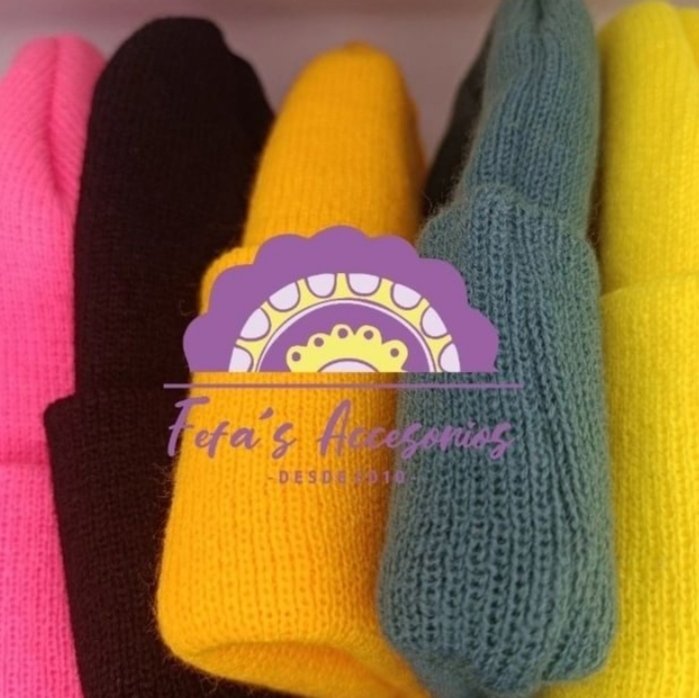 AccesoriosFefas's tweet photo. 🍁🍂La temporada Otoño se vino con tutti❄🌪🌫❄ pero por acá súper prevenida tengo los gorritos de lana más coloridos y abrigados 😉.

¡Ya están en la tiendita de WhatsApp📲🛒 11- 2349-1744!

#accesorios #accesoriosdemoda #billeteras #monederos #tarjetas #efectivo #fefas https://t.co/fPIzApCDq3