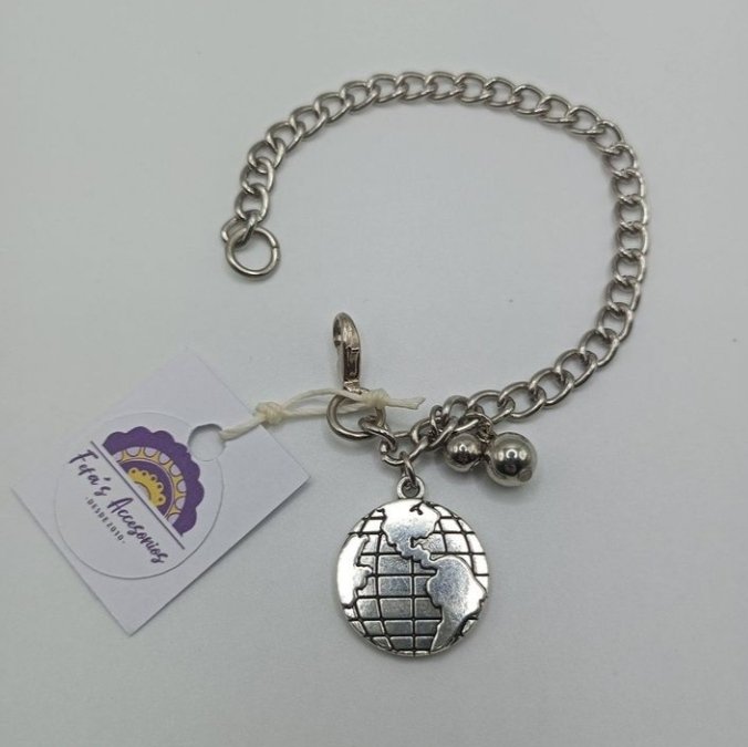 AccesoriosFefas's tweet photo. • Les debía una publicación de Pulseras, hay stock nuevo, estas son algunas: 

🌎 MAPAMUNDI
✈ VIAJERA
🧘🏻 OM 
💀 MEXICANA 

Mirá todos los modelos y productos que quieras desde nuestra Tiendita de WhatsApp 11- 2349-1744.

 #Descuentos #Tarjetas #Calidad #Efectivo #Colores https://t.co/0qdMbYdCj0