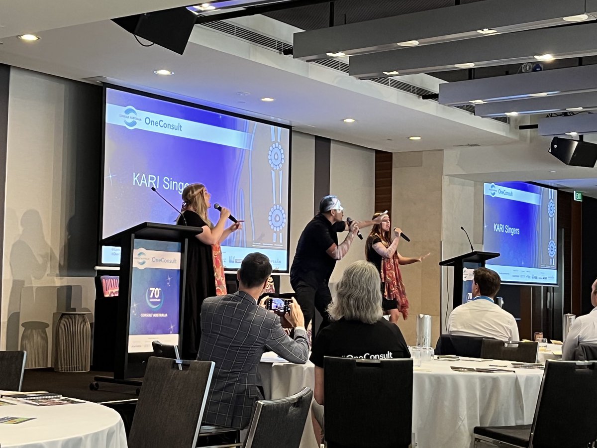 AndrewMather7's tweet photo. A great start to #OneConsult with the Kari Singers https://t.co/VUqkr6kwV8