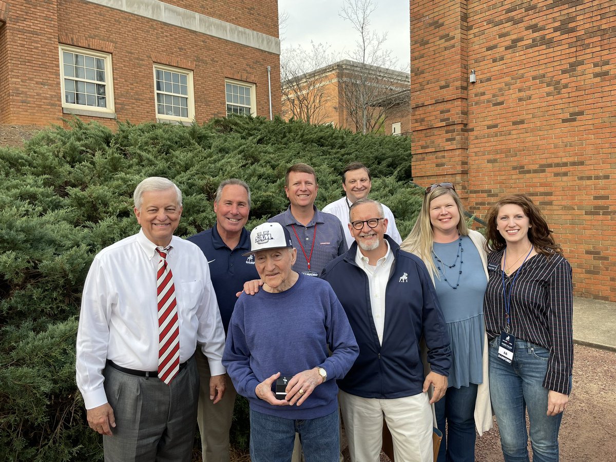 Tonight we were proud to honor '52 Howard College alum &amp; dear friend &amp; supporter of <a href="/SamfordBaseball/">Samford Baseball</a> Joe Goode.