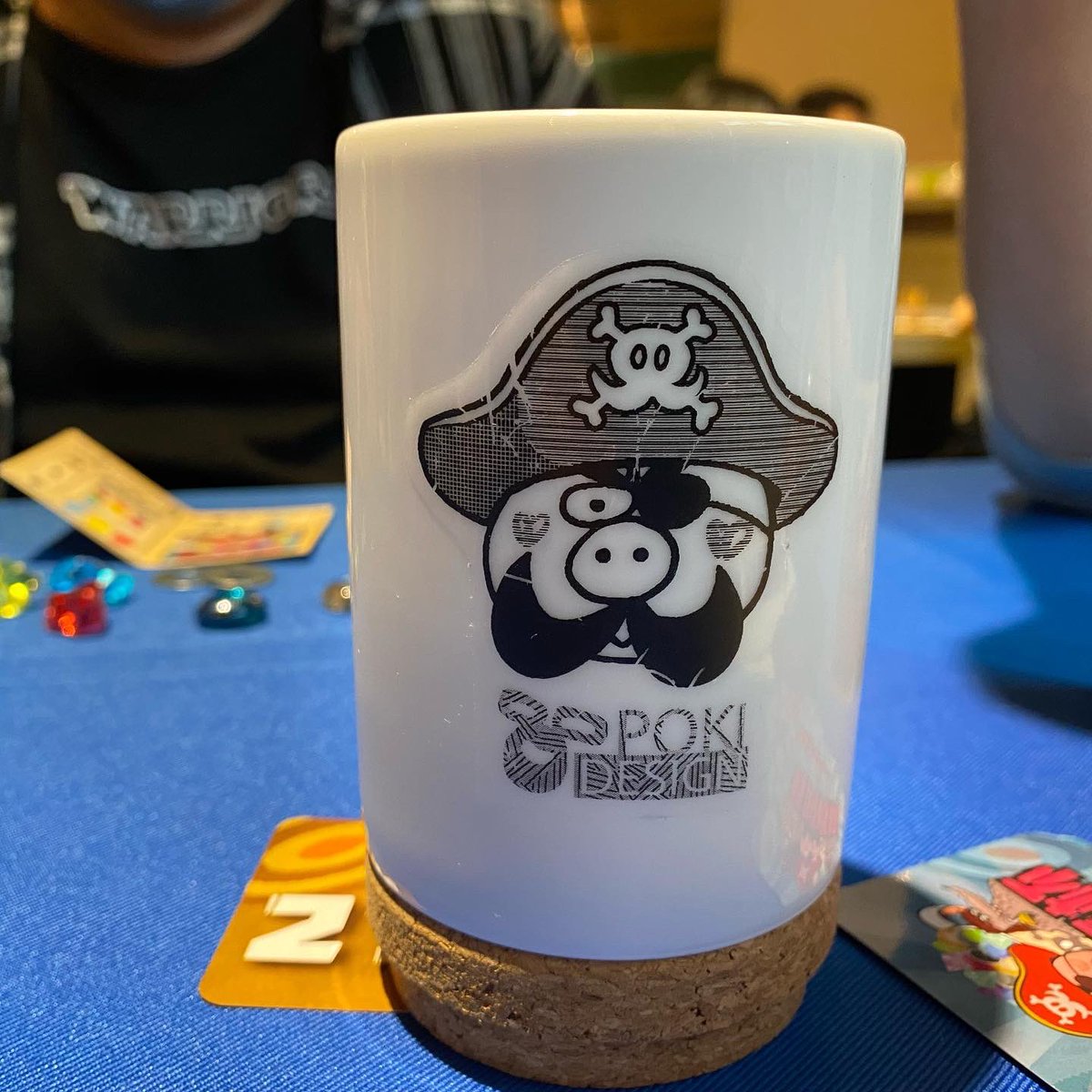 CardboardEast's tweet photo. Another game from the #150桌遊展! 我的寶杯 (@pokichen) was definitely a highlight! It’s a fun little party game of guessing how much treasure’s in the cup &amp; diving it among each other. 

I’m proud to say I had a record score of the entire day… ZERO 🤣 But I still had a BLAST! https://t.co/SnVqVLzKB9