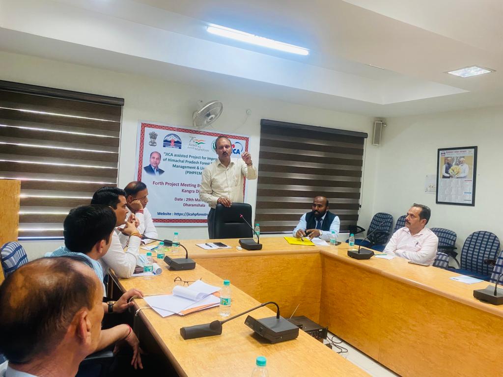 HPJICAPIHPFEML's tweet photo. अतिरिक्त प्रधान मुख्य अरण्यपाल एवं मुख्य परियोजना निदेशक (जाइका) श्री नागेश कुमार गुलेरिया ने कांगड़ा जिले में जाइका वानिकी परियोजना के क्रियान्वयन को लेकर धर्मशाला एवं हमीरपुर वृत्त के कर्मचारियों के साथ बैठक की। #himachalPradesh #livelihoodtraining #hpforestdepartment #kangra https://t.co/ospPRnsmdl