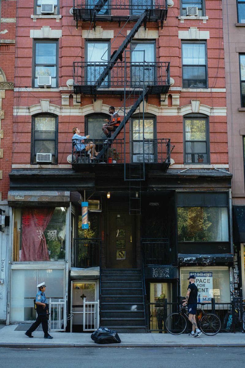 BebuCesco's tweet photo. A perfect New York moment ~ © illkoncept 🦇 https://t.co/25f6ZmK6Os