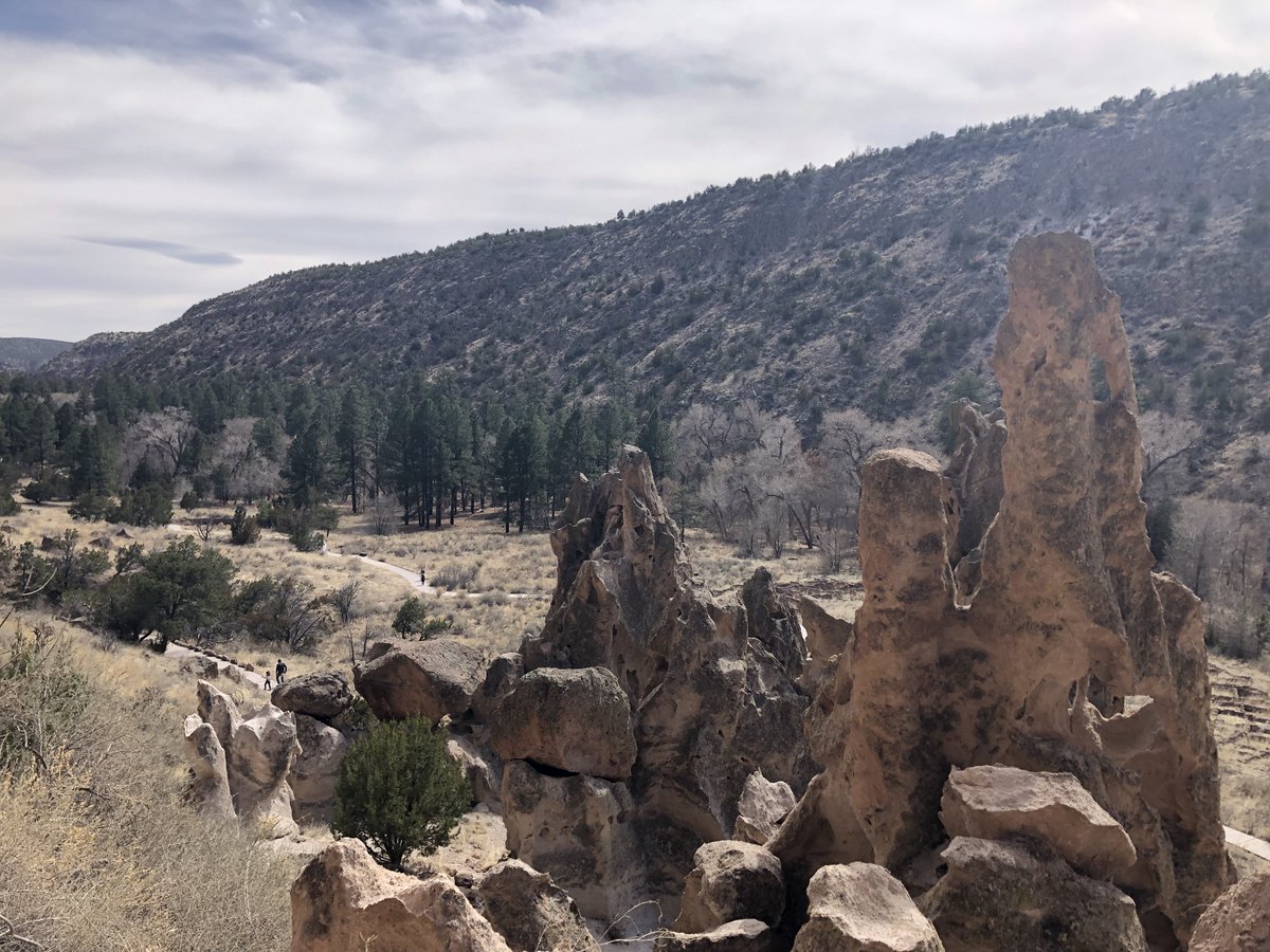 AjlaSkrbic's tweet photo. #FunFact5: Albuquerque is one of the highest elevated major metropolitan area in the United States (elevation ranges between 4,900-6,700 ft). https://t.co/9NRbUERhbF