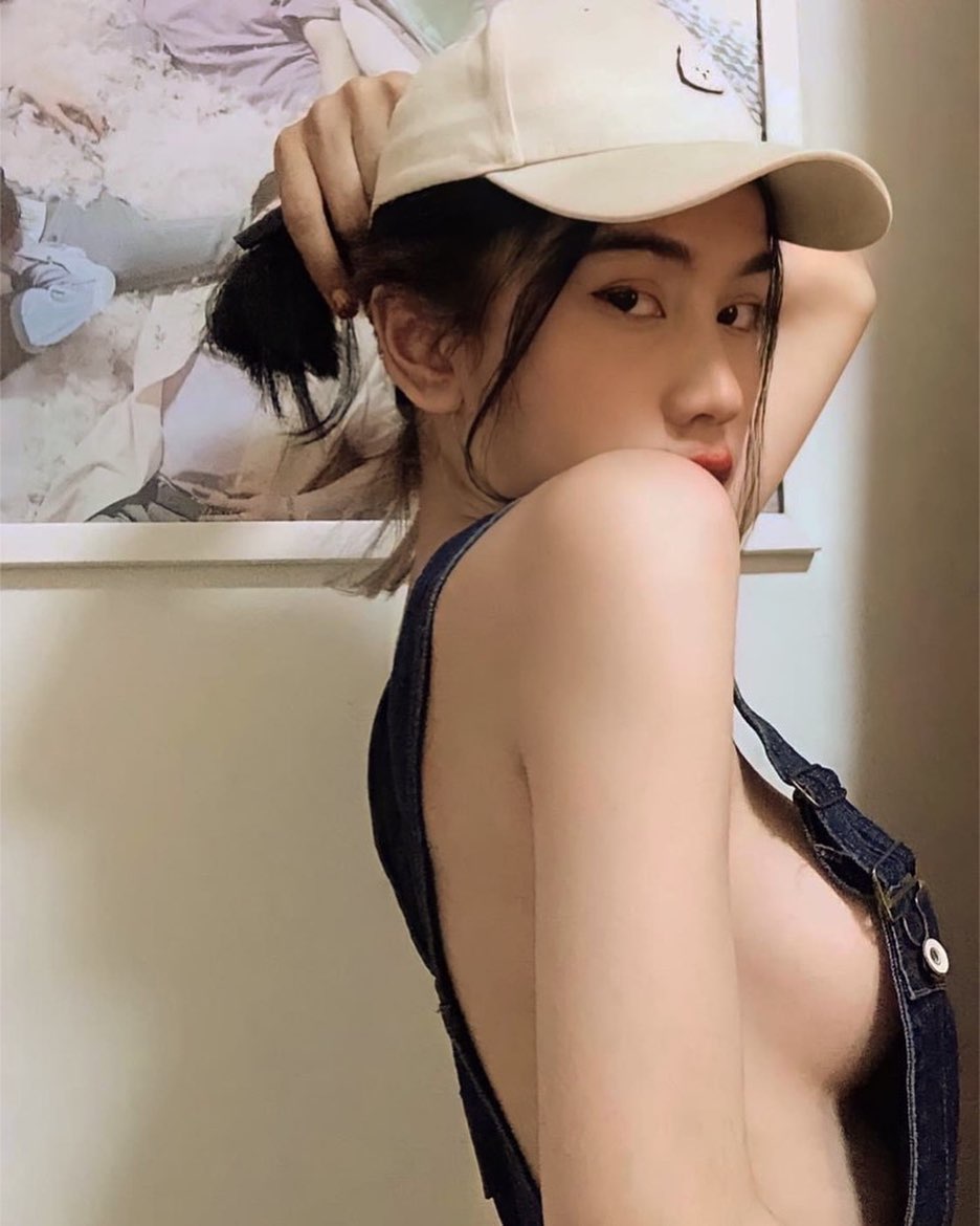 Putrisari8726's tweet photo. Aku avail yah hari ini🖤
DM lewat wa aja biar jelas beb🥰

#openbosemarang #availSemarang #bosemarang #ExpoSemarang https://t.co/RUfGuqO8S9