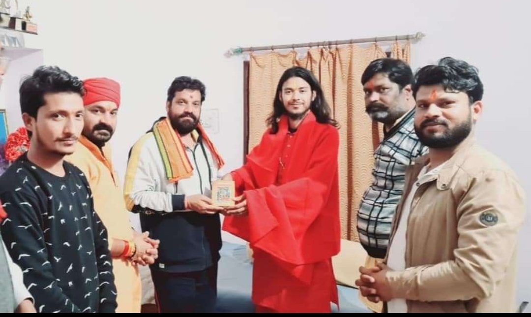 JailendraB's tweet photo. ये बेहद शर्मनाक, @JPNadda @narendramodi @AmitShah @MohanBhagwat_  ये कोन से संस्कारवान लोग हैं, तथा मध्यप्रदेश भाजपा में दायित्व में हैं, ऐसे महंथ ही सनातन परम्परा के भक्षक हैं। https://t.co/DubOQyV3Ev