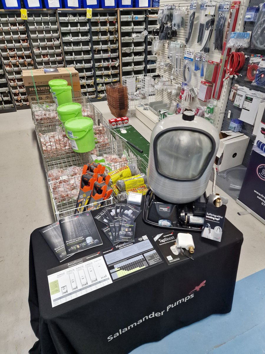 Salamander_Sean's tweet photo. The penultimate @salamanderpumps MARCH MEGA MAINSBOOSTER event has started!

Until 10:30 I am at @nbpsupplies to help with your #MainsBooster #Solutions 

*****FREE GREGGS*****

Win BEER in our Perfect Putt competition 👌 https://t.co/tDwvBYDrlX