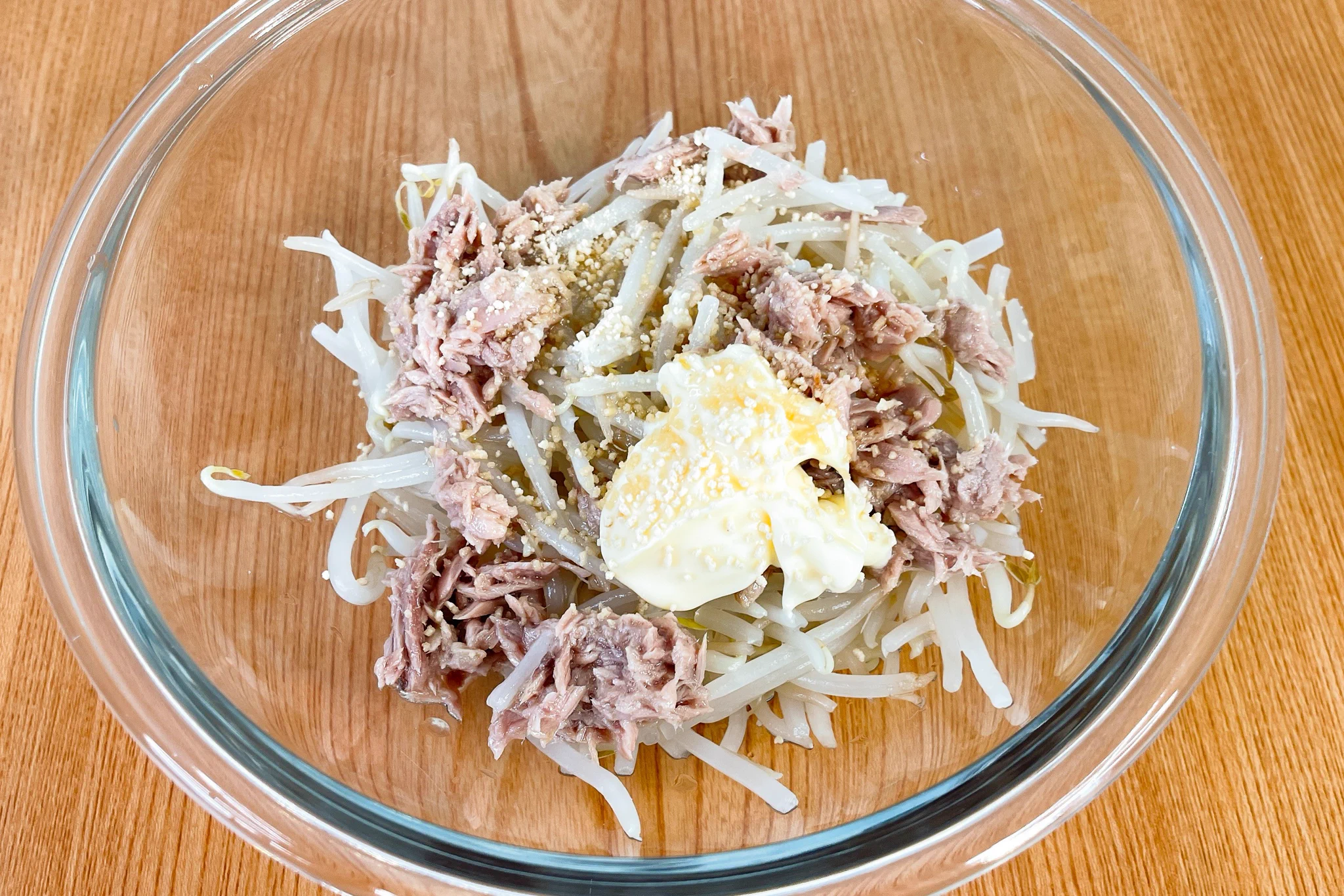 料理の付け合わせや、おつまみとしても良さそう！「もやし」などを使った、とっても簡単な料理のレシピ！