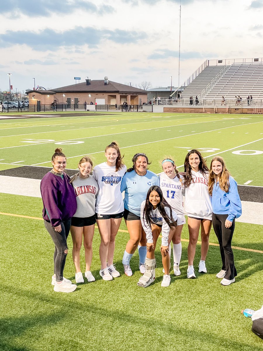 Congratulations to <a href="/yeoman_olivia/">Olivia Yeoman</a> <a href="/logan_stevens17/">logan</a> @bailey10618004 <a href="/Cruz_maria09/">Maria Cruz</a> and <a href="/CHSLadySpartans/">Lady Spartan Soccer</a> for their second round playoff win vs Rider!!   Excited that their Solar teammates <a href="/Kathryn19881384/">Kathryn</a> <a href="/harpersmithhh/">Harper Smith</a> and <a href="/jourdan_hart/">Jourdan Hart</a> as well as @MourerReese were able to support!