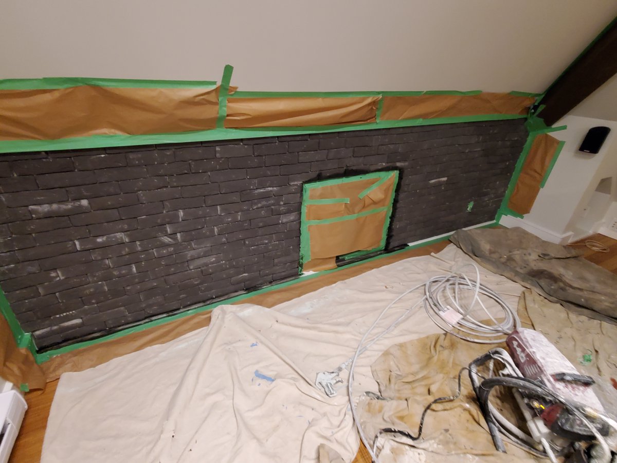 ProWorksCanada's tweet image. Time to turn this masonry black!

#pwp #proworks #proworkspainting #paint #painting #exterior #interior #interiorpaint #exteriorpaint #exteriorpainting #paintingproject #housepainting #painters