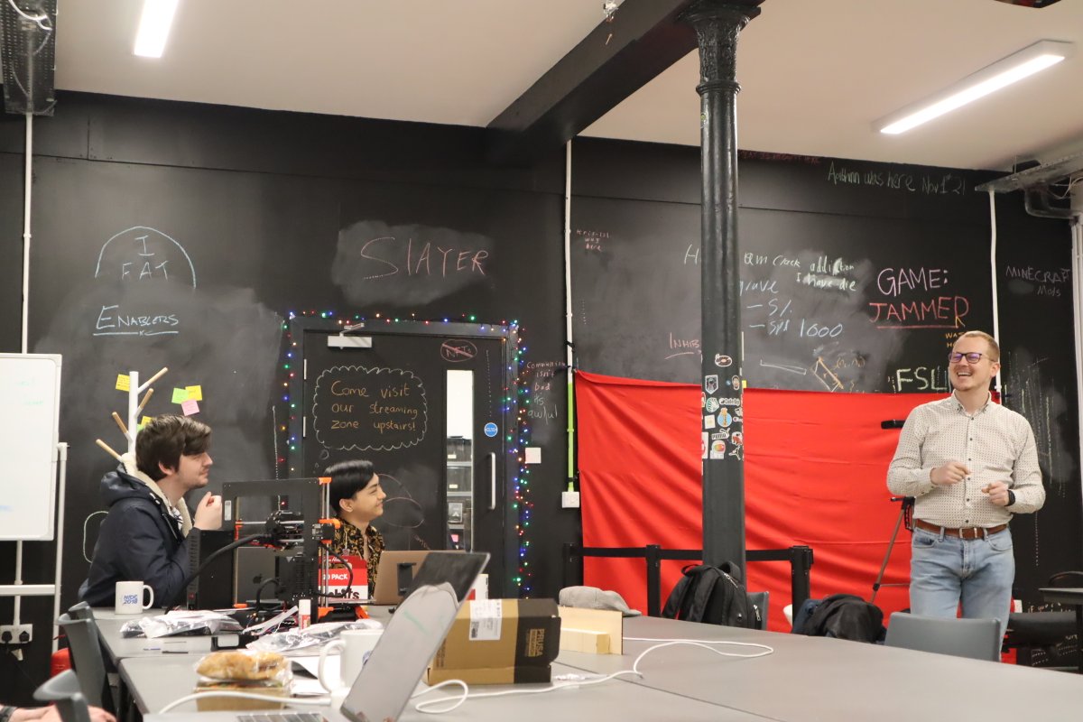 Farset Labs Hackerspace tweet media