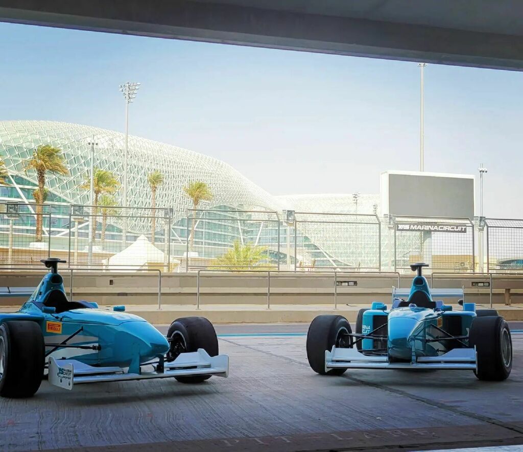 seasonedstudio's tweet photo. Do you love speed as much as we do? Our team had a blast at @ymcofficial I'm Abu Dhabi! This was my first time filming on a live track but it won't be the last. And next time I want a crack behind the wheel as well...
Would you take a ride in one of thes… https://t.co/UvOqfWe97r https://t.co/BZl0cngx0A