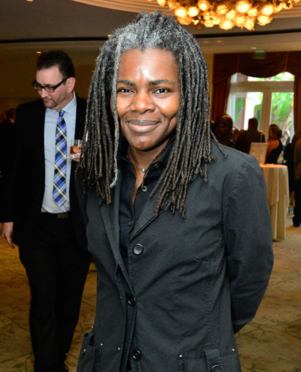 Happy 58 birthday to the amazing singer Tracy Chapman! 