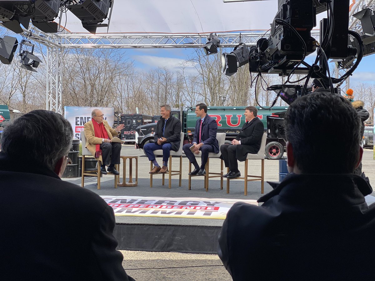 Today I had the opportunity to attend @FoxBusiness’ Energy Independence Summit, taped live at Rucci Oil #onStatenIsland.  It was great to hear @CVPayne, @MariaBartiromo, and @Larry_Kudlow lead a discussion on the ramifications of American reliance on foreign oil.