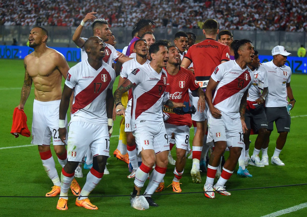 fifaworldcup_es's tweet photo. Cada rostro es una fiesta ❤️🤍

#WCQ | #WorldCup https://t.co/axdHMM1ec3