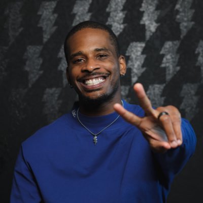 markzgodbolt's tweet photo. #NewProfilePic https://t.co/Adx9b8VB2Z