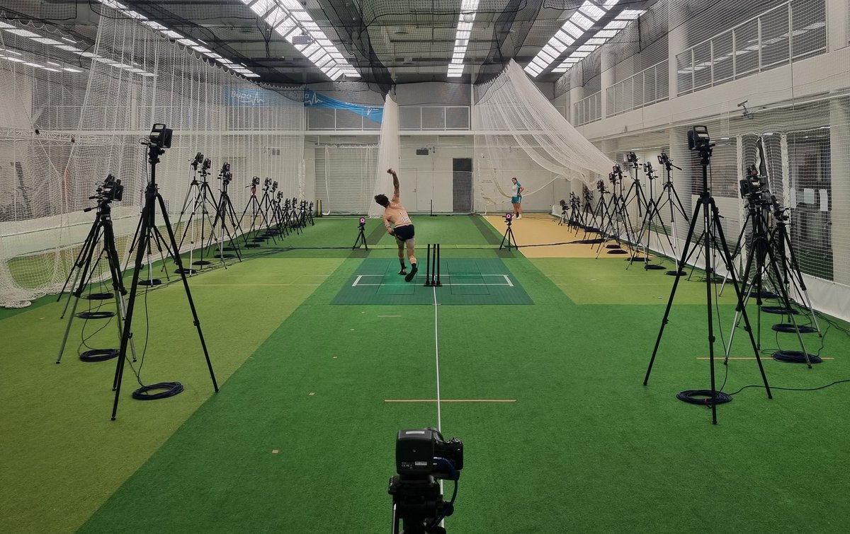 Cody Lindsay tweet media