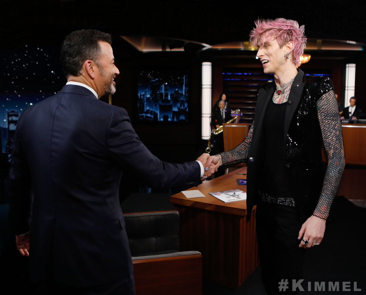JimmyKimmelLive's tweet photo. Colson Baker/The Blonde Don/Machine Gun Kelly! 🤩 https://t.co/OswI9E1bxG