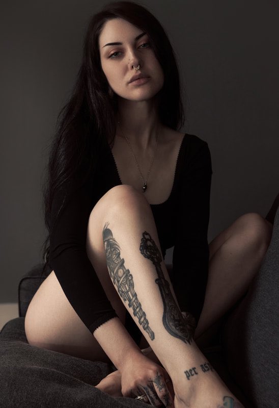 HcartInACage's tweet photo. Lyra Vaughn Lachowski.

❦ Beta. 
❦ Misfits Pack. 
❦ White Wolf. 
❦ Bombshell with a shotgun 
    tongue and switchblade 
    wit. 
❦ My bite is worse than my 
    bark. 

✩18+/Minors DNI. 
✩Banter welcome.
✩Crossover friendly.

                         Retweet ya girl! https://t.co/xQFPwxzeL6
