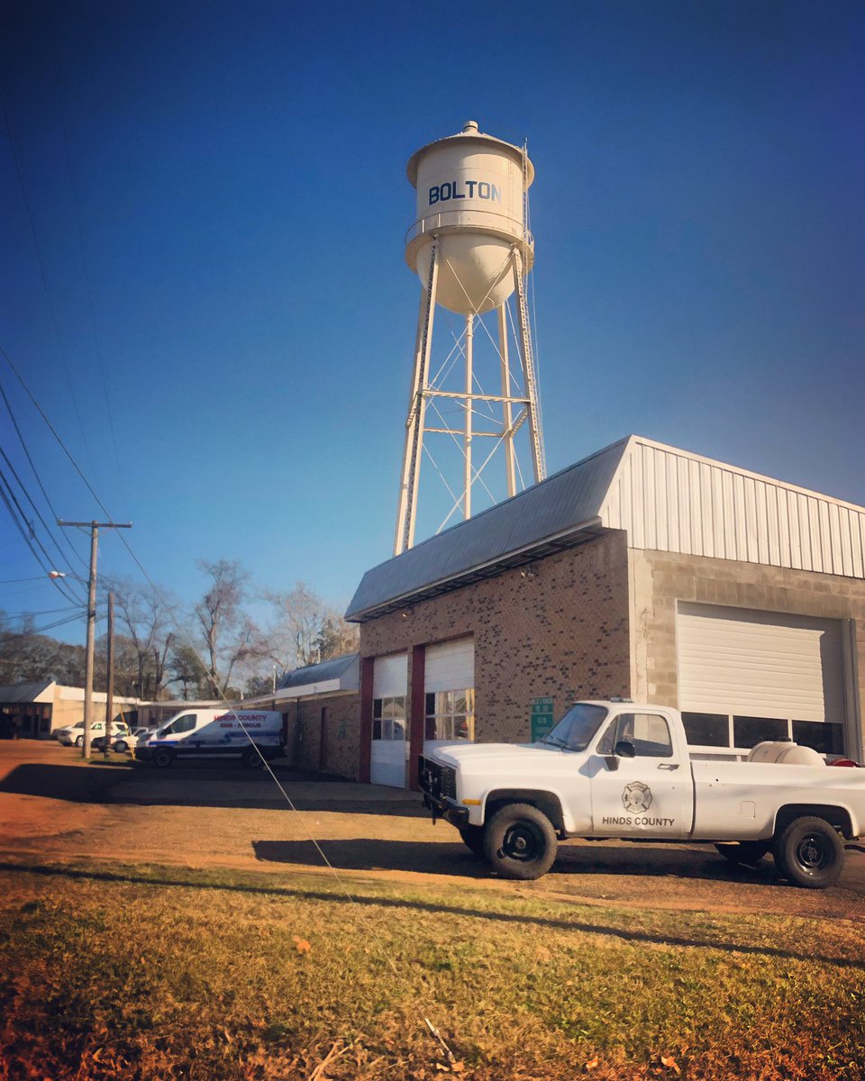 missippilive's tweet photo. here’s the water tower in my hometown of #bolton #mississippi - the town that spawned #charleypatton #samchatmon #bocarter #waltervinson #mississippisheiks #deltablues https://t.co/4vyrBGNqfb