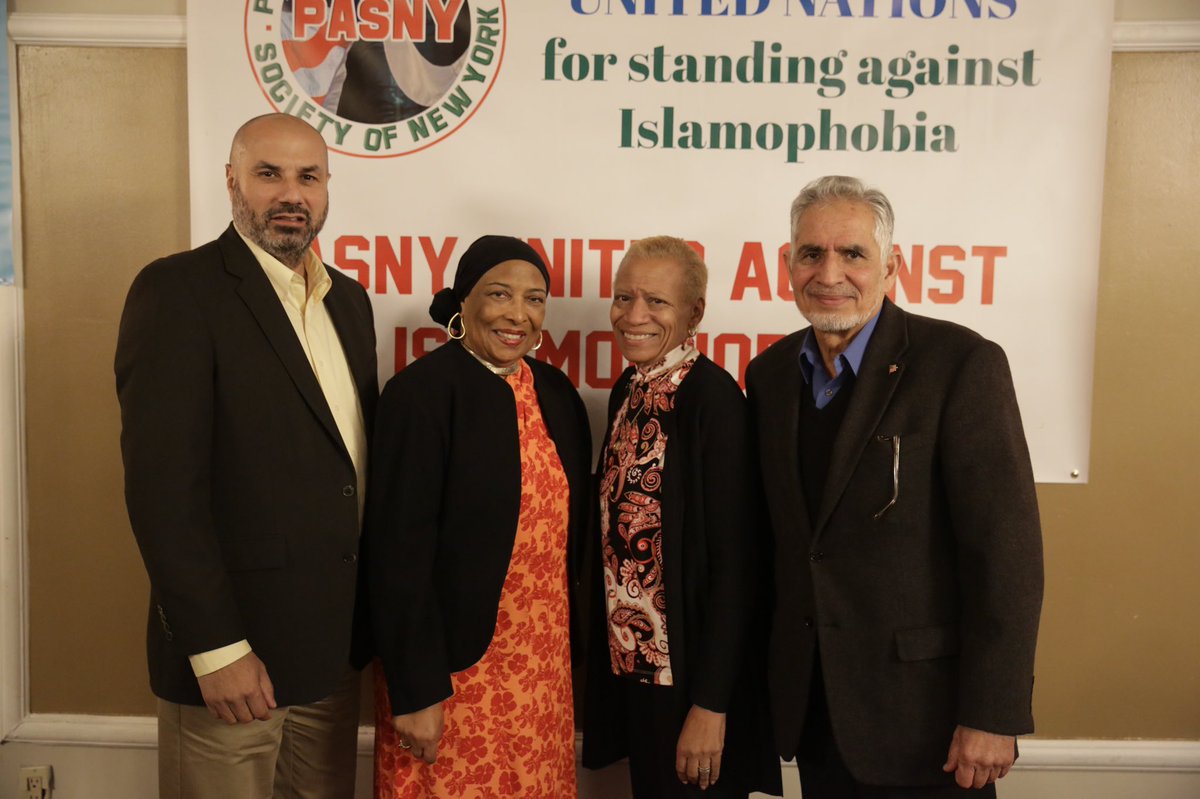 mjprescod's tweet image. Robert Feliciano, Paula Moore, Long Island NAACP Tracy Edwards and Shahid Mian Jii, President of the Masjid Darul Quran Mosque (Bay Shore, NY) at PASNY United Nations for Standing against Islamophobia. Robert Feliciano &amp;amp; Paula Moore seek re-election for the Brentwood School Board