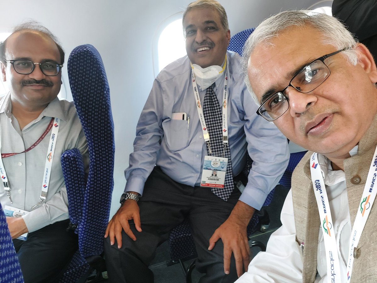shekhar_mande's tweet photo. At Wings 2022 CSIR-NAL, #Bengaluru exhibited full scale model of Saras MK2- 19 seater aircraft with many unique features.  Its modularity makes it versatile as passenger aircraft/air ambulance/cargo. Pressurized cabin allows to fly at 25k feet making many airports accessible https://t.co/oi9Ao9bFMA