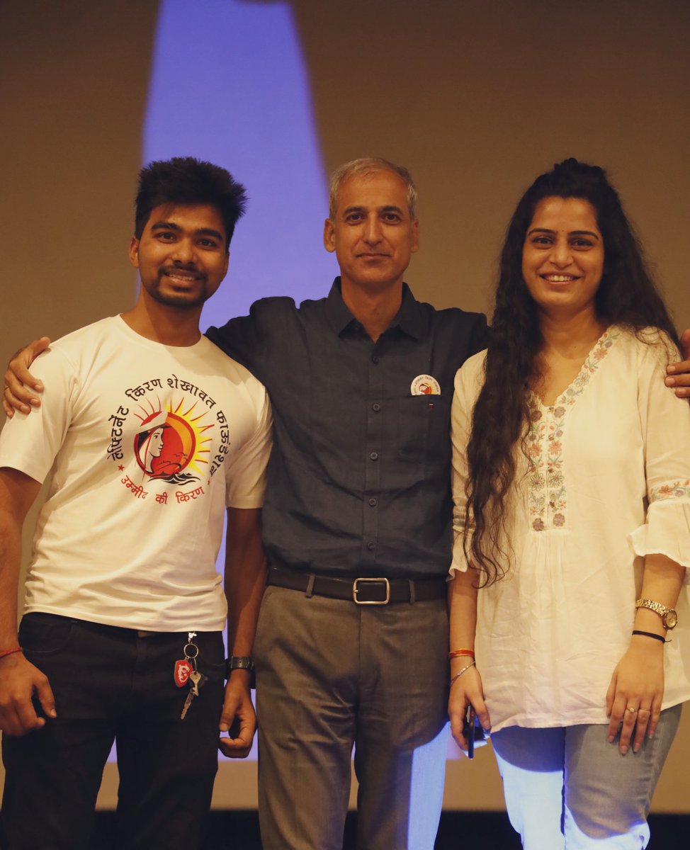 SVeebha's tweet photo. Vikas Manhas the Man on mission 
since Kargil war when INDIA lost thousand of young soldiers
He pledged to meet each and every braveheart family &amp; to become theirs forever
A Noble work to remember all the shaheed 
Today he has encouraged youth to follow his footsteps @37VManhas https://t.co/pXudSgK5yU