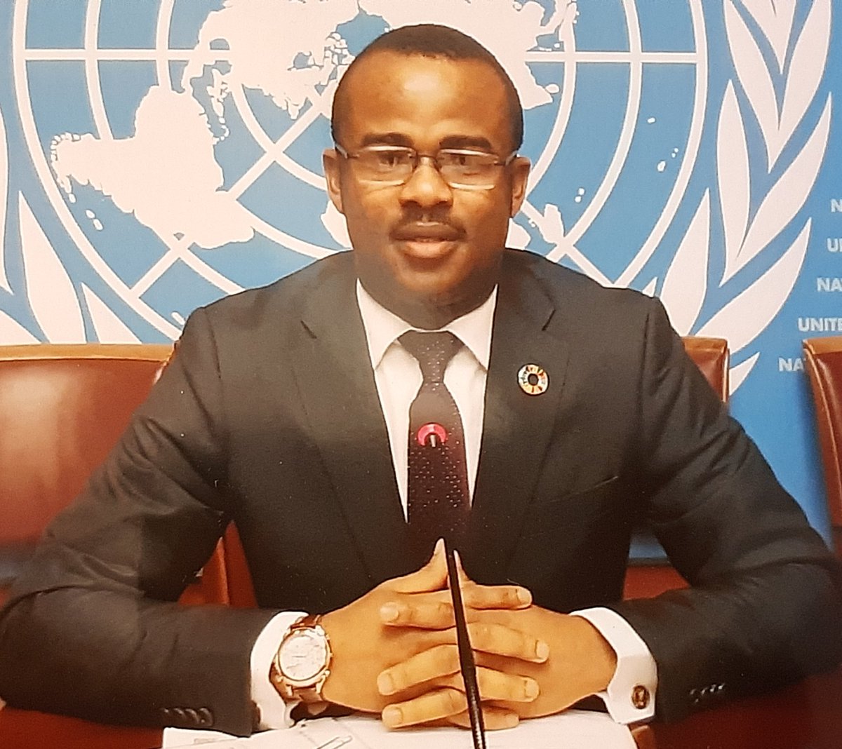 LessakaAdonis's tweet photo. L'usage d la force d'un pays contre un autre est extrêmement mauvais,inacceptable&amp;contraire à la charte de l'https://t.co/HyxM1t8YkC situation en Ukraine tout comme à l'Est d la RDCongo,est une grave violation du droit international&amp;d principes fondamentaux d la décence humaine. https://t.co/wGFPfRErJU