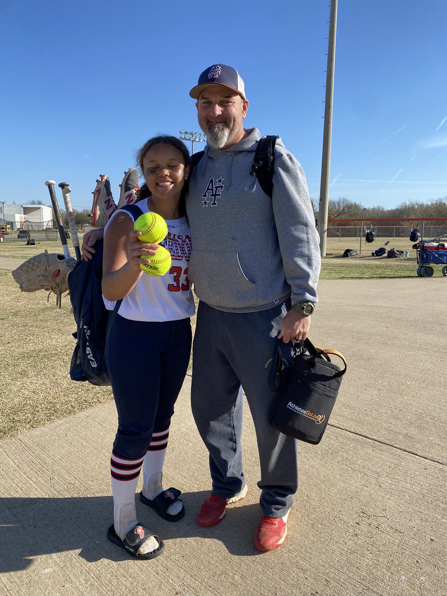 officalizzyb's tweet photo. Lost early Sunday but can’t express enough how proud and excited i am about this season! Its just begun and I couldn’t be happier with my softball family and coaches! #classof2026 #rwbamericanfreedom14ugold https://t.co/J2BiVyq9C5