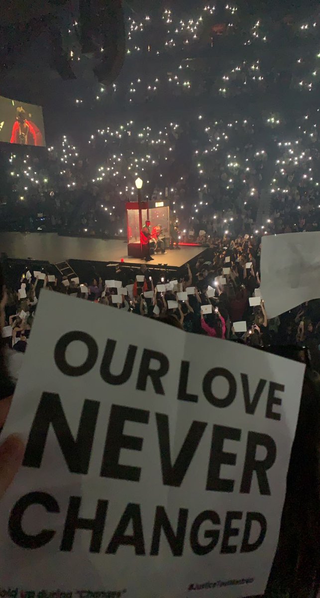 AnneMicu's tweet photo. Youre amazing as always!! Je t’aime tellement!!! @justinbieber https://t.co/UKrZBgbwVm