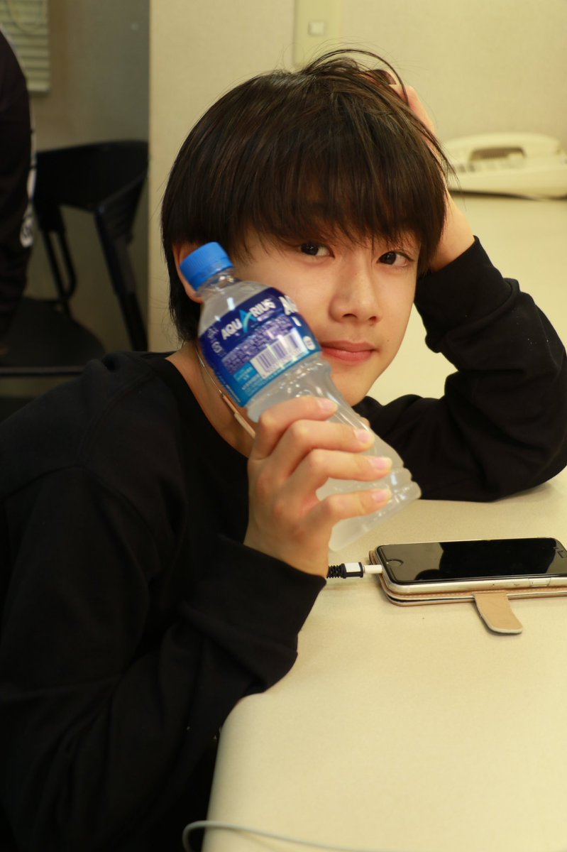 horipronext's tweet photo. インスタグラムと別のリハ中オフショット🫶🏻

みんないい表情してます🥹👏🏻💙🤍

#ホリプロネクスト #ホリネクしか勝たん #きゃわきゃわきゅるるん https://t.co/RjrMnaUhbg
