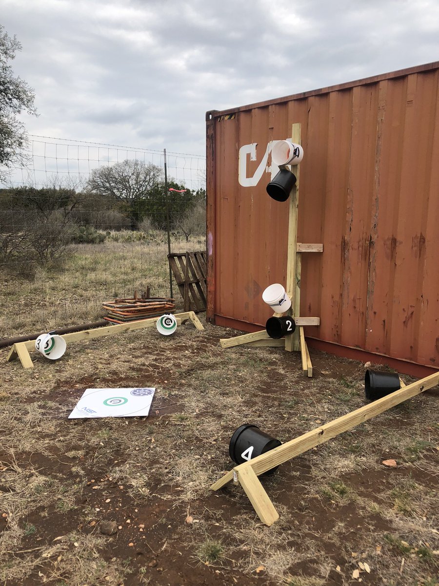 DronePompier's tweet image. Day 2 Texas Public Safety Robots Summit, encore de belles rencontres et d’échanges prometteurs. #txpsrobots
Notamment avec l’équipe du #NIST