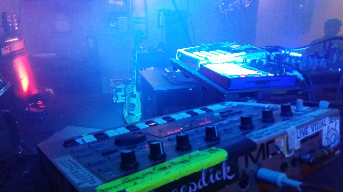 watmlive's tweet photo. Almas rebeldes de Otavalo!!! gracias por tan poderosa noche🌐
Gracias Iante y The Holy DJ por acompañarme en la ceremonia.
Foto y video: Lissethe Villacís
@paraisomodular
#weandthemachines #theholydj #iante #enalgúnlugardelespaciotiempo #músicaelectrónicaenespañol https://t.co/5eWTjzQaiG