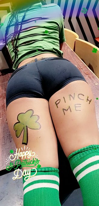 Late AF 🙃 #StPatricksDay https://t.co/pMmQOX23En<a href="/tag/stpatricksday"class="tags">#StPatricksDay</a>