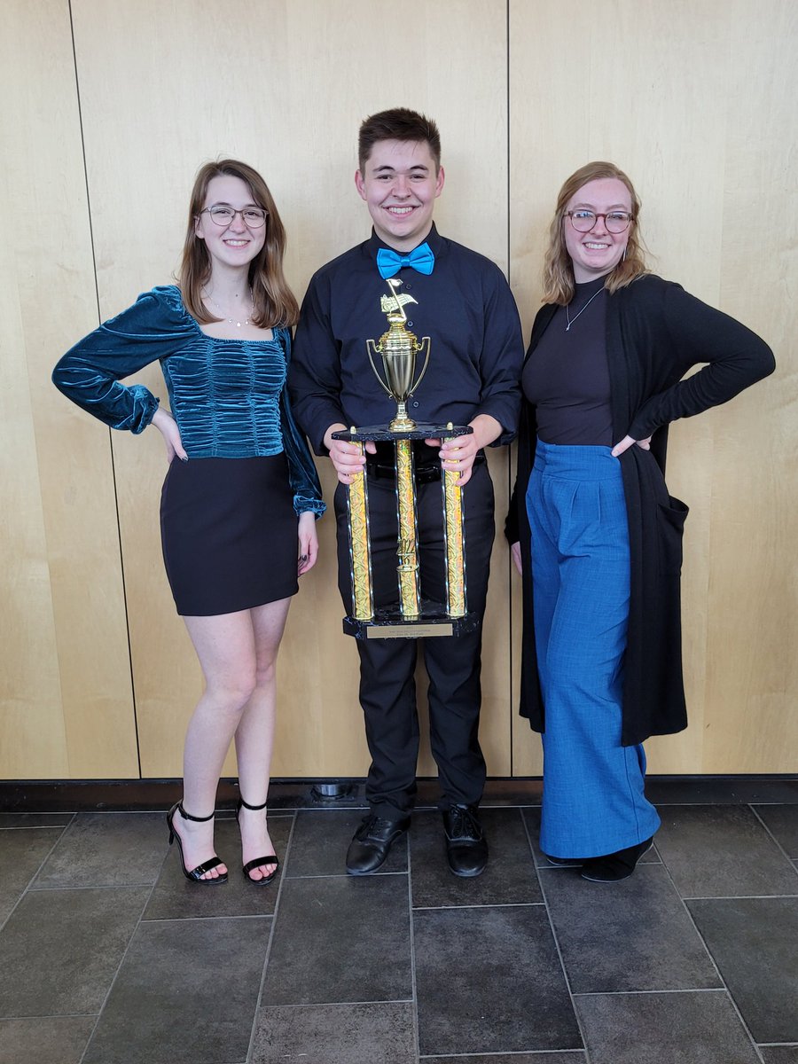 mjamesagd's tweet photo. Congratulations to CPU's The Chorazz jazz choir on placing 2nd in 3A at the State at the Iowa Vocal Jazz Championships!!! Special shout out to Shelby Channel for best female vocalist! Super proud of these kids! They killed it! 🖤💛🎶🎤 #CPUSchools #CPUActivities @rlibolt https://t.co/7L6ShDAcXK